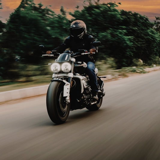 Motards : et si la solution au confort n’était pas la selle, mais les sous-vêtements rembourrés ?