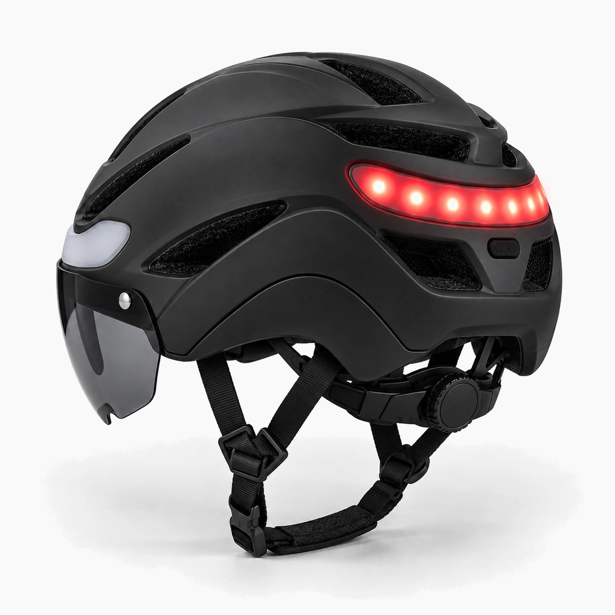 Feu arrière rouge du casque allumé